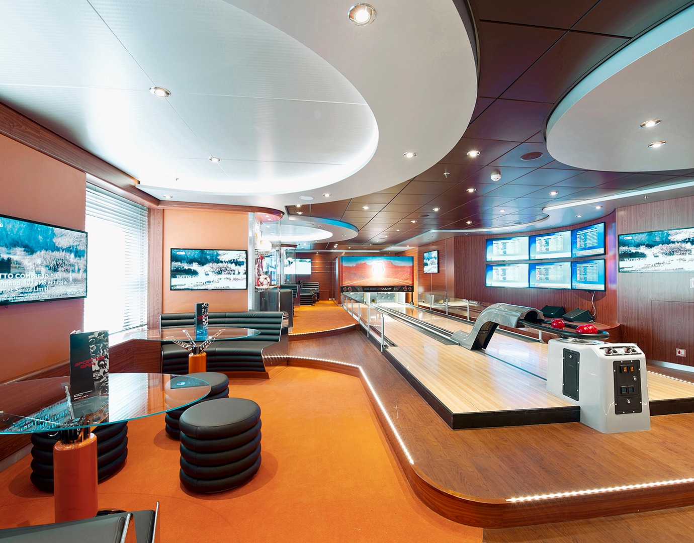 MSC Divina Restaurant And Bar Sports Bar Bowling 15