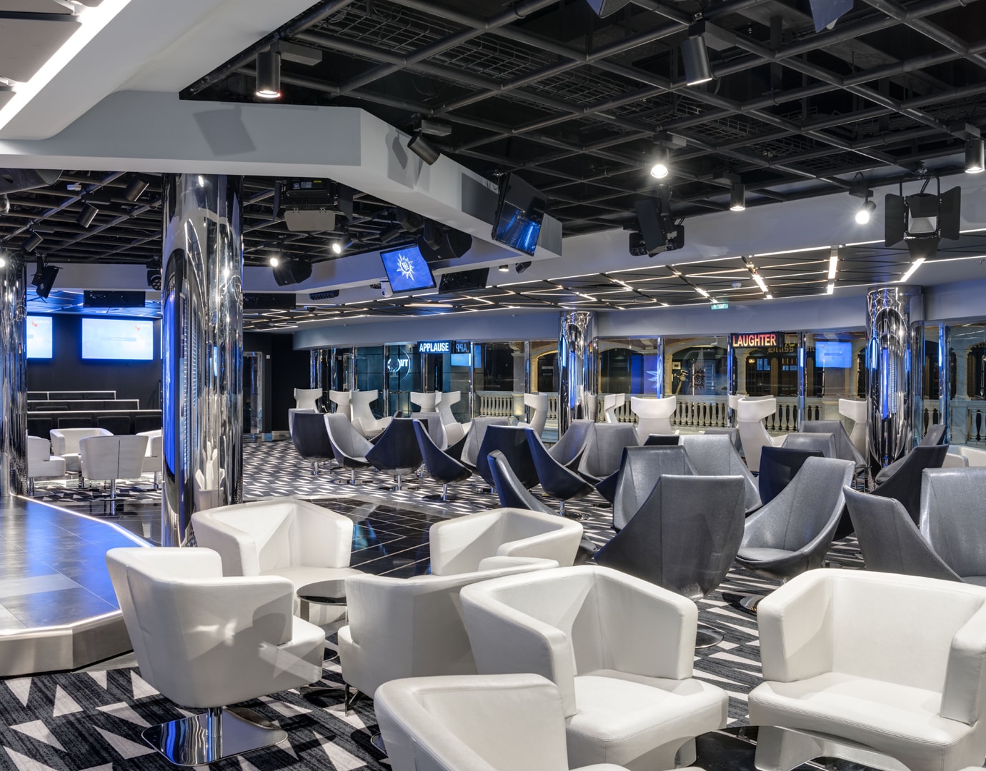 MSC Grandiosa Entertainment Tv Studio Bar 02
