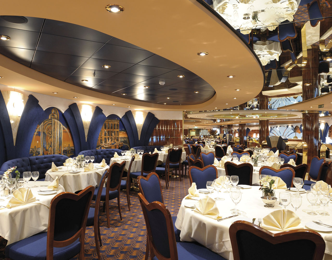 MSC Poesia Restaurant And Bar Le Fontane Ristorante 02