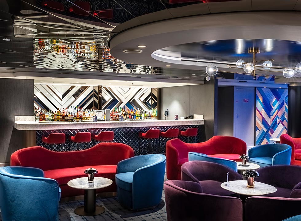 Uptown Lounge bar | MSC Seashore