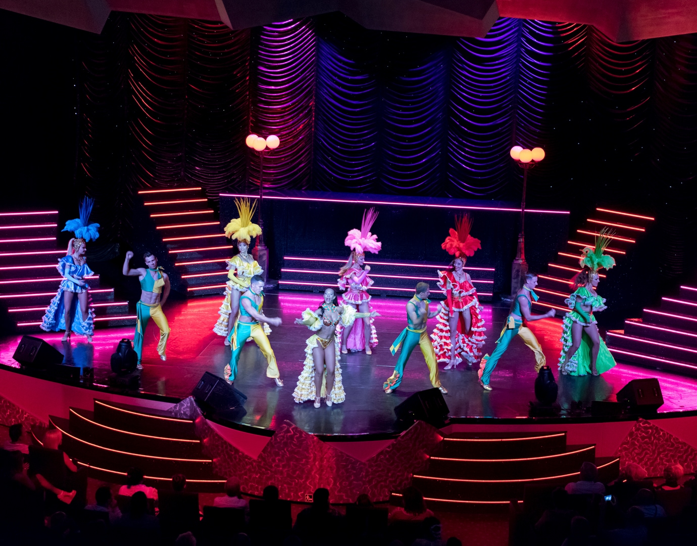 Shows, Broadway Theater | MSC Cruises