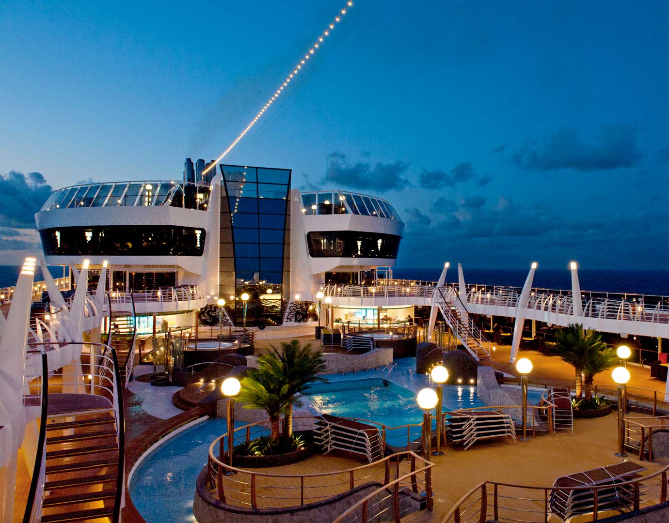 Tritone Bar | MSC Divina